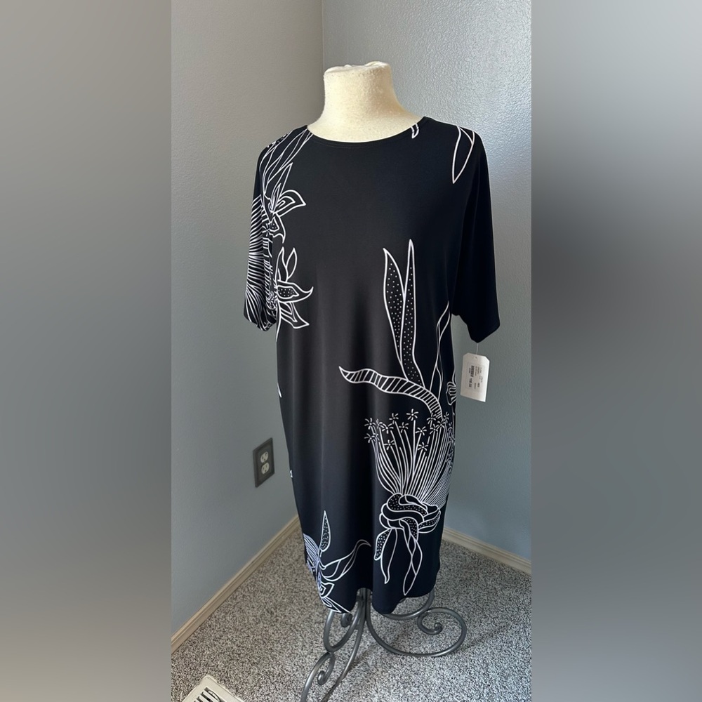 CLARA SUN WOO Black White Floral Print dress short sleeves sz M